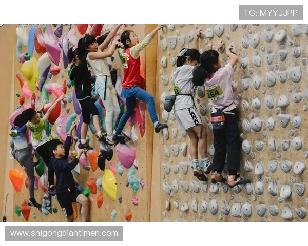 全国街舞大赛精彩点评武汉攀岩队展现出色实力与风采