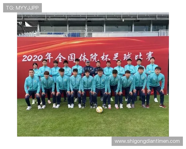 南京足球队在全国耐力排行榜中荣获第二名展现出强大实力与拼搏精神 南京足球队在全国耐力排行榜中荣获第二名展现出强大实力与拼搏精神