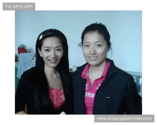 王芳专访：从青涩小将到羽毛球传奇的成长之路