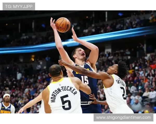 掘金与爵士首场对决精彩回顾及赛后分析