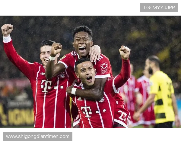 激情对决11月11日多特蒙德迎战拜仁德甲巅峰之战即将上演 激情对决11月11日多特蒙德迎战拜仁德甲巅峰之战即将上演