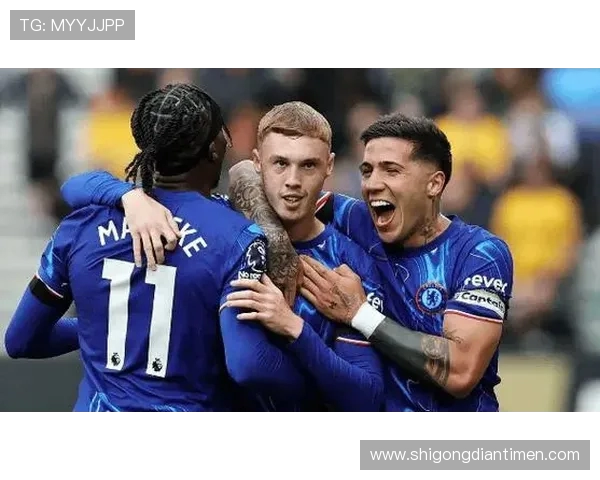 特拉维夫与雷克雅末的精彩对决分析与战术探讨