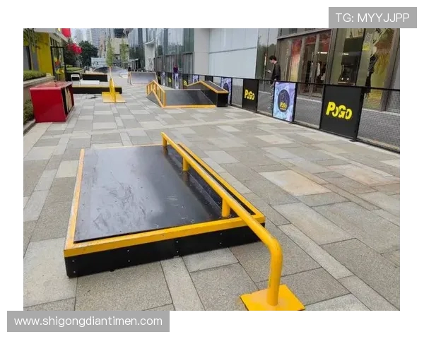 成都滑板队快攻战术分析与比赛表现的深度探讨