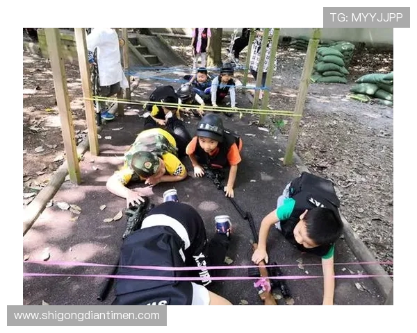 李军独家分享和平精英游戏心得与技巧助你成为战场高手