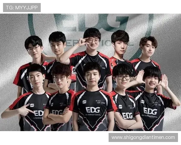 深入分析EDG战队中路突破策略的关键要素与战术应用